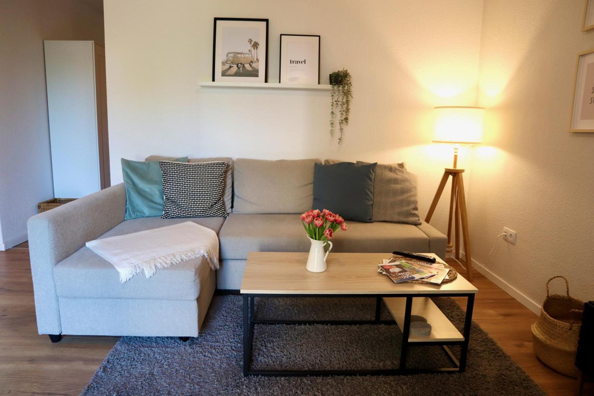 Geraeumiges 2R City-Apartment Uninaehe Mit Tv Streaming, Terrasse マクデブルク エクステリア 写真